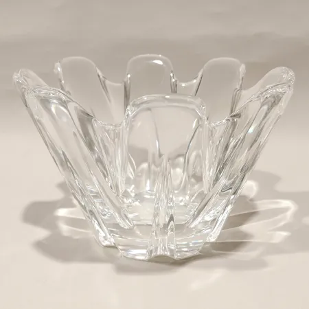 Skål Orrefors höjd 12cm Ø17cm glas etikettmärkt signerad repa