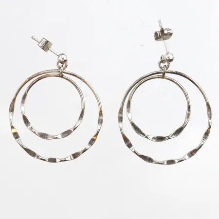 Örhängen, Ø28,1mm, längd 34,9mm, 925/1000 silver.  Vikt: 3,2 g