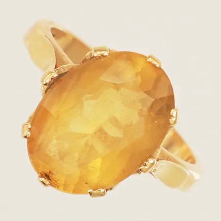 Ring med Citrin stl:18¾ bredd 15,6mm 18K Vikt: 6,9 g