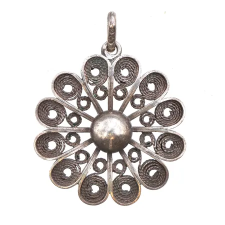 Hänge, filigranarbete, Ø25,7mm, längd 31,5mm, 830/1000 silver.  Vikt: 4,5 g