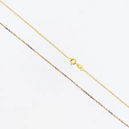 Kedja Singapore GHA längd 43cm, bredd 1,1mm, missfärgningar, 18K Vikt: 1,7 g