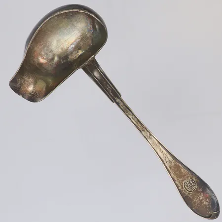 Slev modell Svensk rund, längd 17cm, år 1837, gravyr, bucklor, silver 830/1000 Vikt: 35 g