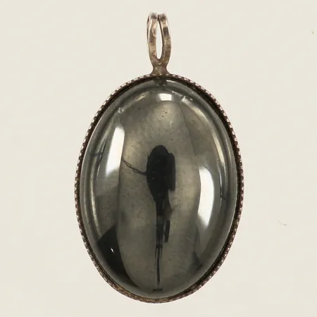 Hänge med hematit längd 23mm, bredd 14mm silver 925/1000 Vikt: 4,2 g