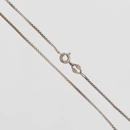 Armband Venezia längd 23,5cm, bredd 1mm, defekt fjäder i lås, silver 925/1000 Vikt: 1,1 g