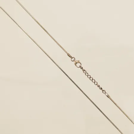 Kedja med justerbar längd 44-46,5cm, bredd 1,1mm silver 925/1000 Vikt: 4,6 g