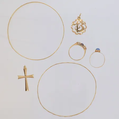 Diverse guld, stenar, skadat, defekt, gravyr, 18K Vikt: 20,6 g