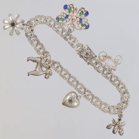 Armband Bismarck med 6 berlocker, 19cm, bredd 6,6mm, väldigt trögt lås, 830-925/1000 silver Vikt: 18,3 g