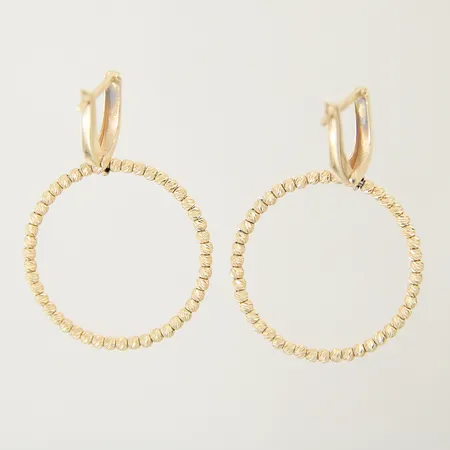 Ring med vit sten stl:18¾ bredd 1,9-8mm 18K  Vikt: 2,3 g