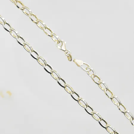 Armband Pansar med platta GHA, längd 18cm, bredd 6mm, gravyr, silver 925/1000. Vikt: 15,8 g