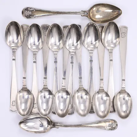 14 teskedar olika modellar gravyr silver 830/1000 Vikt: 212,1 g