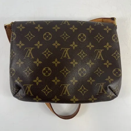 Handväska Musette Tango Band Longue, Louis Vuitton, monogram canvas, ca 25,5x19cm, Datumkod: SD0043, bruksslitage i kanter samt på axelband. Inga tillbehör