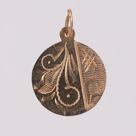 Hänge rondell med dekor, Ø14mm, repor, 14K Vikt: 0,6 g