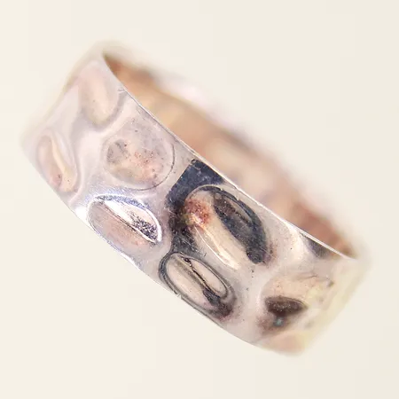 Ring stl:21 bredd 9,4mm silver 925/1000 Vikt: 11,7 g