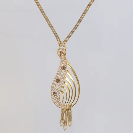 Collier med stenar, längd 71cm, bredd 9,5cm, 18K Vikt: 30,4 g