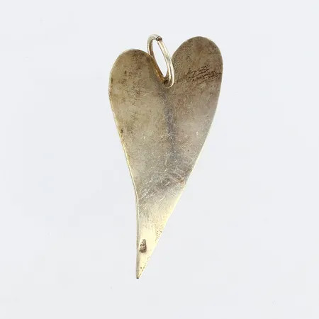 Hänge hjärta 6,5x3cm gravyr, 925/1000 silver Vikt: 11 g