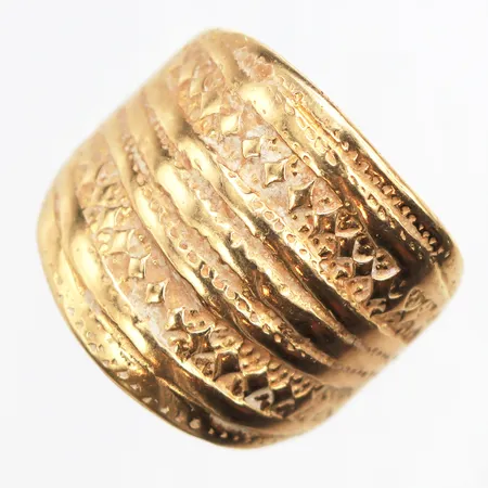 Ring, stl:18, bredd 2,6-19mm, 18K. Vikt: 9,4 g