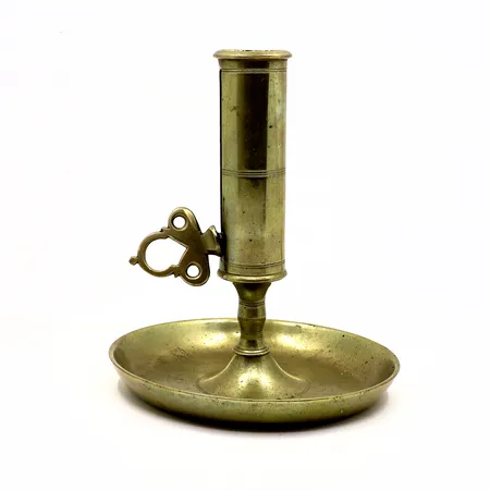 Kontorsljusstaken Skultuna No 4, höjd 13,5cm, mässing, repor och bruksskick,