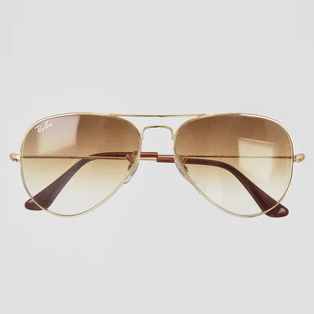 Ett par solglasögon Ray Ban 55014 med fodral