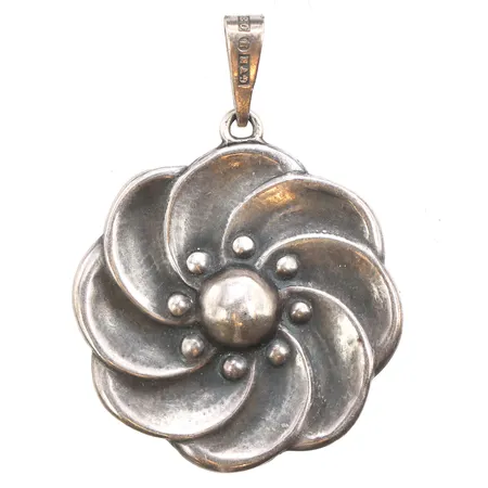 Hänge, Ø27,3mm, längd 38,7mm, 830/1000 silver.  Vikt: 3,1 g