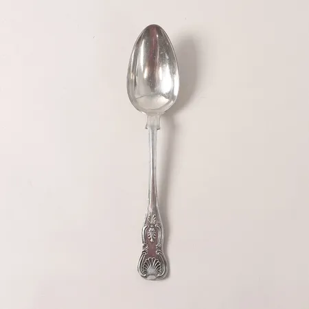 Ragusked modell Engelsk snäck, längd 22,5cm, P O Ahlström år 1881, gravyr, silver 830/1000 Vikt: 72,5 g