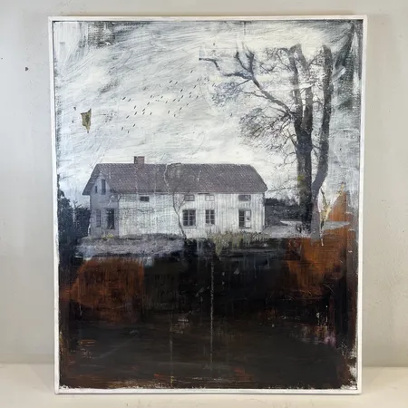 Tavla av Maria Lund, motiv: Övergivet torp, blandadmedia på duk, inklusive ram 62x75cm, målad träram. Skickas med postpaket.