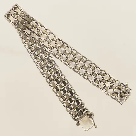 Armband X-länk längd 17,5mm bredd 10,8mm vitguld 18K Vikt: 22,3 g