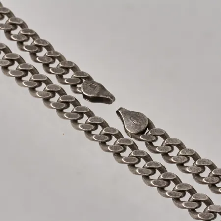 Kedja 45,5cm, pansar, bredd 5,3mm, silver 925/1000, trasigt lås, 41g. 