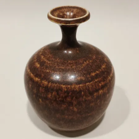Miniatyrvas Rolf Palm Mölle höjd ca 7cm keramik daterad 1975