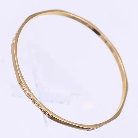 Armring mönstrad dekor Ø66mm bredd 3mm, ostämplad, 18K Vikt: 16,5 g