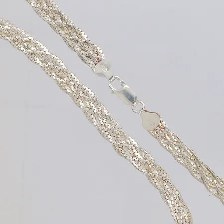 Collier flätat Guldfynd, 44,5cm, bredd 6,9mm, 925/1000 silver Vikt: 17,8 g