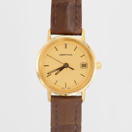 Damur Certina 18K quartz (går ej), 24mm, boettnr 152.9289.68, defekt krona, gravyr, brunt präglat läderband, inga tillbehör
