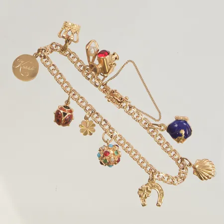 Armband 19cm bredd 4mm berlocker med gravyr 18K 16,8g.