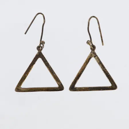 Örhängen triangel motiv, 23x25mm, krokfäste skev, 925/1000 silver Vikt: 4,2 g