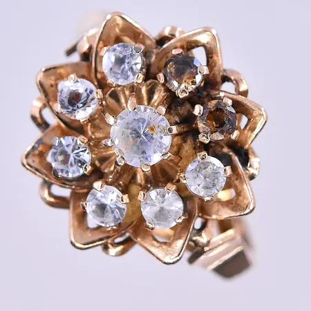 Ring stl: 15½ bredd 1-5mm skev skena 18K. Vikt: 1 g