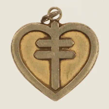 Hänge Hjärt-Lungfonden längd 22mm, bredd 18mm Metallfabriks A/B C C Sporrong & år 1944 silver 925/1000  Vikt: 2,9 g
