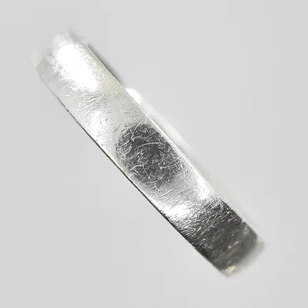 Ring GHA stl:17¾ bredd 4mm, silver 925/1000. Vikt: 3 g