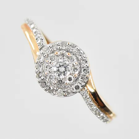Ring med diamanter 0,27ctv GHA stl:18, bredd 2-8mm, roséguld, 18K. Vikt: 2,8 g