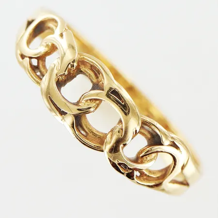 Ring diamanter 30 x ca 0,01ct 4 x ca 0,02ct stl:17¾ bredd 1,5-10,5mm 9K.  Vikt: 2,7 g