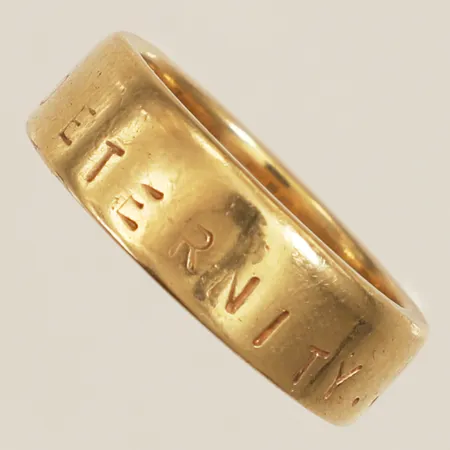 Ring Ring Efva Attling "From here to eternity..." stl:17¼ bredd 6,8mm slitage på skena 18K Vikt: 13,3 g