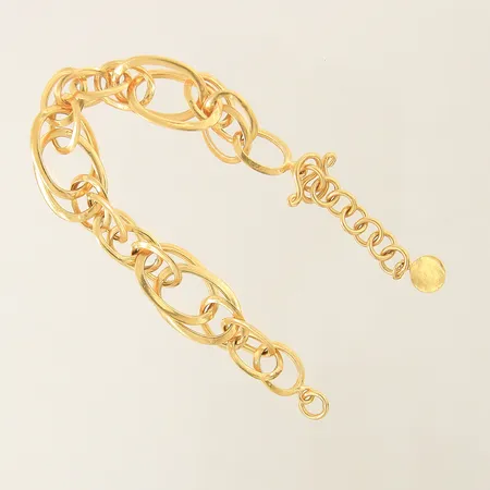 Ring med vita stenar stl:18½ bredd 5,6mm silver 925/1000 Vikt: 5,6 g