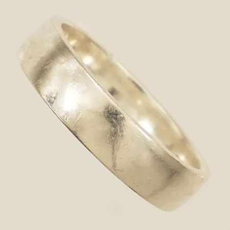 Ring slät stl:19¼, bredd 5mm GHA silver 925/1000 Vikt: 5 g
