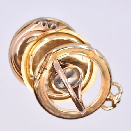 Ring med Camé stl:17½  bredd 2-17 mm 18K. Vikt: 2,5 g