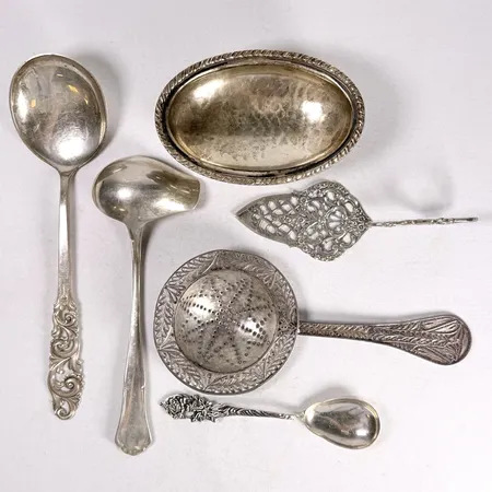Diverse silver 830/1000 Vikt: 305,7 g