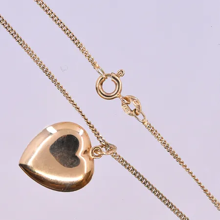 Diverse guld 18K. Vikt: 5,9 g