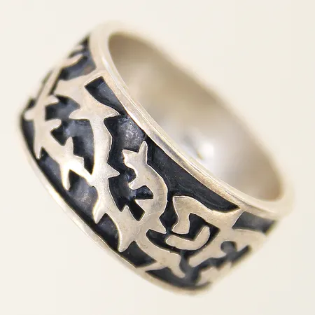 Ring stl:17¾ bredd 12,6mm silver 925/1000 Vikt: 14,2 g