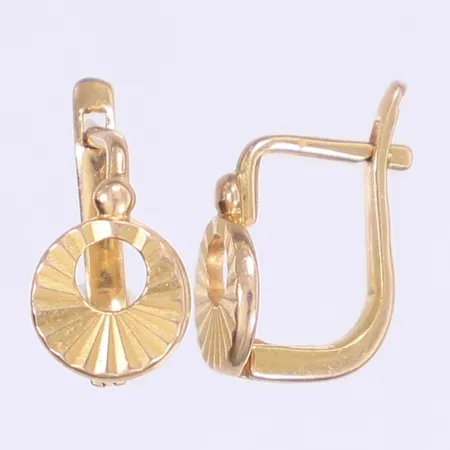Ett par örhängen 13x8mm 14K Vikt: 2,4 g