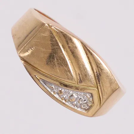 Klackring stl:19 18K Vikt: 3,4 g