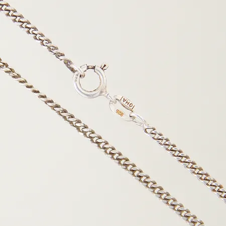 Armband Pansar längd 20cm bredd 2,8mm säkerhetskedja defekt, ostämplad 18K  Vikt: 3,9 g