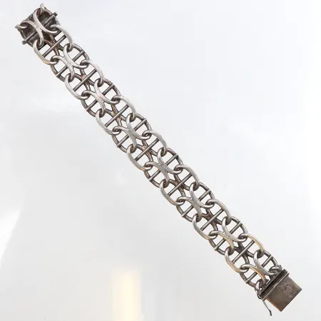 Armband X-länk med stav, längd 19cm, bredd 21mm, glappt lås, 830/1000 silver. Vikt: 74,3 g
