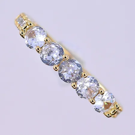 Ring stl:17½ bredd 5-13 mm 9K Vikt: 2 g